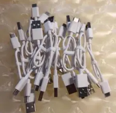 USB-C to USB-Aケーブル多数