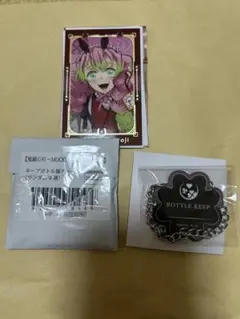 鬼滅の刃　モクテルバー銀座　キープボトル風チャーム　午年　カード　甘露寺蜜璃