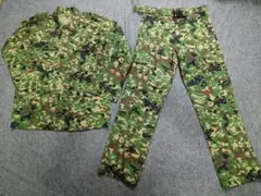 陸上自衛隊　2型迷彩服上下　レプリカ　日本製　サイズ 　4B （L〜XL位）