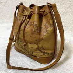 プリマクラッセ 巾着 ショルダーバッグ 金具 世界地図 レザー キャメル