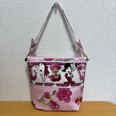 ロラライハリス☆刺繍☆サテンキルティング☆ビーチレディフリルポーチ