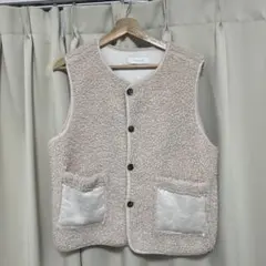 ベージュ フリース ノースリーブベスト