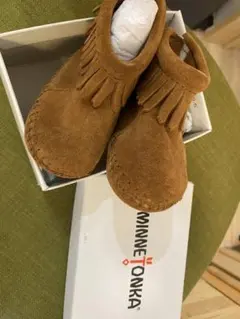 ブラウン スエード ベビーブーツ フリンジ付き