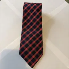 Brooks Brothers ネイビーと赤のチェックネクタイ