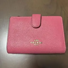 COACH ピンク レザー キーケース - メルカリ