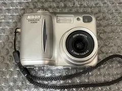 Nikon COOLPIX L21 シルバー ケース付 動作確認済み 液晶傷あり - メルカリ