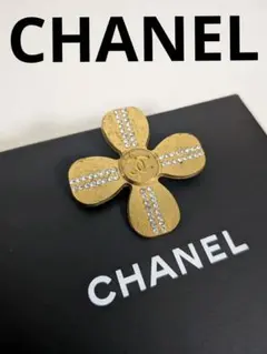 正真正銘本物 CHANEL ダブルCロゴブローチ クリスタル - メルカリ