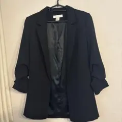 黒のブレザー〔H&M〕