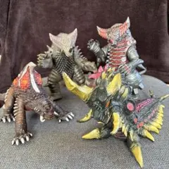 お値下げしました！ウルトラマン怪獣　4体セット