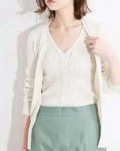 イエナ! カーディガンとノースリーブ