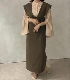 vネックジャンスカ