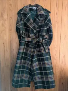 チェックロングコート