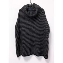 美品✨ギャップ　Gap ニット　ポンチョ　暖かい　おしゃれ　アウター　羽織
