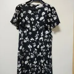 LeMARAISフラワープリント フリル袖 Aラインワンピース