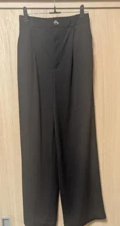 GU カットソーストレート パンツ S サイズ