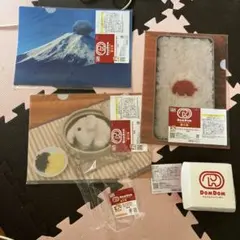 おかゆドムドムハンバーガーふじさんクリアファイルうめぼし新品未使用ハンドタオルのサムネイル