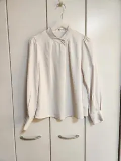 アイボリー スタンドカラーシャツ