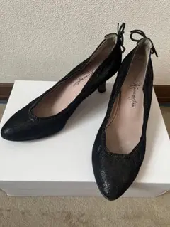 銀座かねまつ　ブラック　黒　リボン　ハイヒール　パンプス　ラメ　幅狭　ワイズD