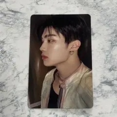 ゴヌク ZB1 ICONIK 封入 通常盤 トレカ