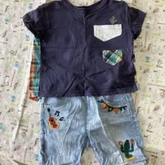 klädskåp 半袖Tシャツとデニムパンツセット 90のサムネイル