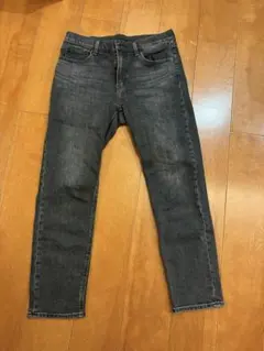 ユニクロ　スリムストレートジーンズ　28インチ