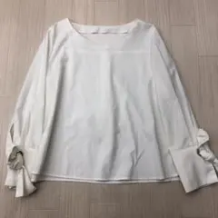 ナチュラルビューティベーシック ノーカラー リボン ブラウス シャツ Sのサムネイル