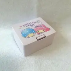 Item thumbnail for item 3217e1ea-24d6-4cfb-9151-7b0e66ec15c5