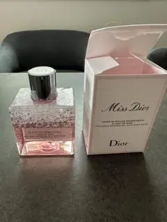 Miss Dior ボディソープ シャワージェルのサムネイル