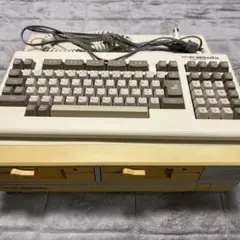 NEC PC-8801mkII キーボード、白黒　映像ケーブル付き　ジャンク NEC PC-8801mkII キーボード、白黒 映像ケーブル付き ジャンク
