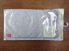 ユニクロ ベビー ノースリーブ ボディスーツ