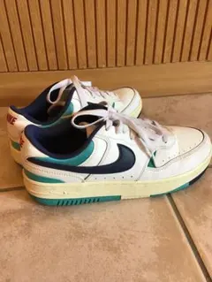 NIKE ナイキ　ガンマフォース　スニーカー　25.5
