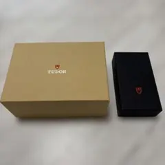 TUDOR 腕時計用 純正ボックス 外箱・内箱・冊子セット TUDOR 腕時計用 純正ボックス 外箱・内箱・冊子セット - メルカリ