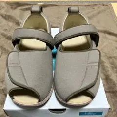 Item thumbnail for item c1bd4fd6-70d8-492f-816b-ab10457e7994