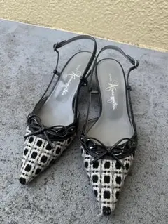 GINZA Kanematsu ポインテッドトゥミュール