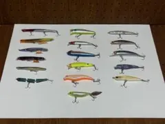 【最終値下げ】シーバスルアー18点セット ルアーケース付き【ブルーブルー】 最終値下げ】シーバスルアー18点セット ルアーケース付き