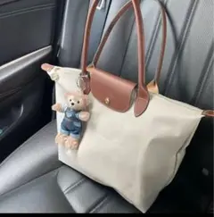 Item thumbnail for item 4e3c42bf-316e-427e-8c4e-b538f2a7de29