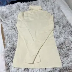 【新品】UNIQLO エクストラファインメリノリブタートルネックセーター