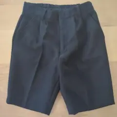 ネイビー プリーツ入りショートパンツ 120A