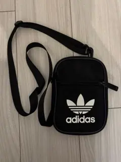adidas ショルダーバッグ
