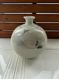 陶器 花瓶 手描き 花模様