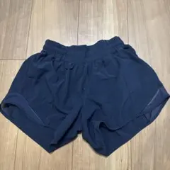 lululemon レディース ショートパンツ ネイビーのサムネイル