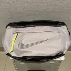 Nike テック ヘリテイジ ヒップバッグ　グレー/ブラック