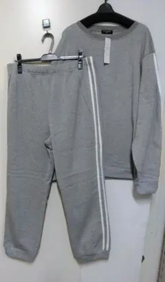 新品、訳あり首回り大きい綿混裏起毛グレートレーナー上下 3L