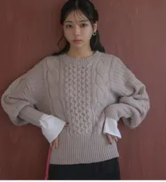 ボリュームたっぷり　ケーブルミドルゲージニットプルオーバー vis