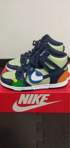 Nike Dunk High グリーン/ネイビー/マルチカラー