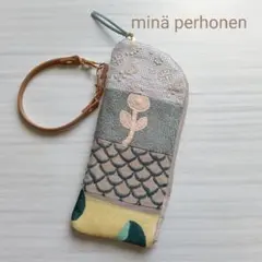 ミナペルホネン　L字ポーチ　カケラ　パッチ　タンバリン　ブルー ベージュ系