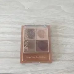 セザンヌ　ベージュトーンアイシャドウ03