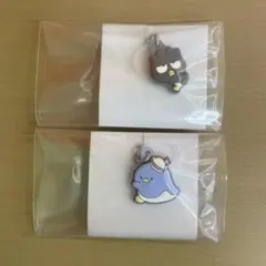 サンリオ　ダブルチャーム ばつ丸 タキシードサム