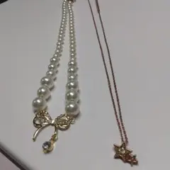 パールリボンネックレスと星型チャーム