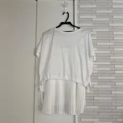 nollys重ね着Tシャツ+カットソーベスト　プリーツチュニック　二枚セット